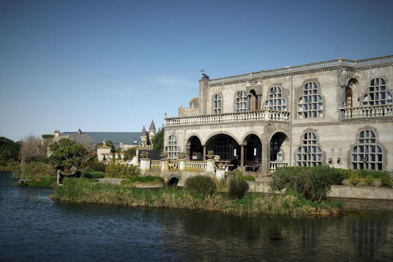Bygracealone Manor Otel Outeniekwa Dış mekan fotoğraf