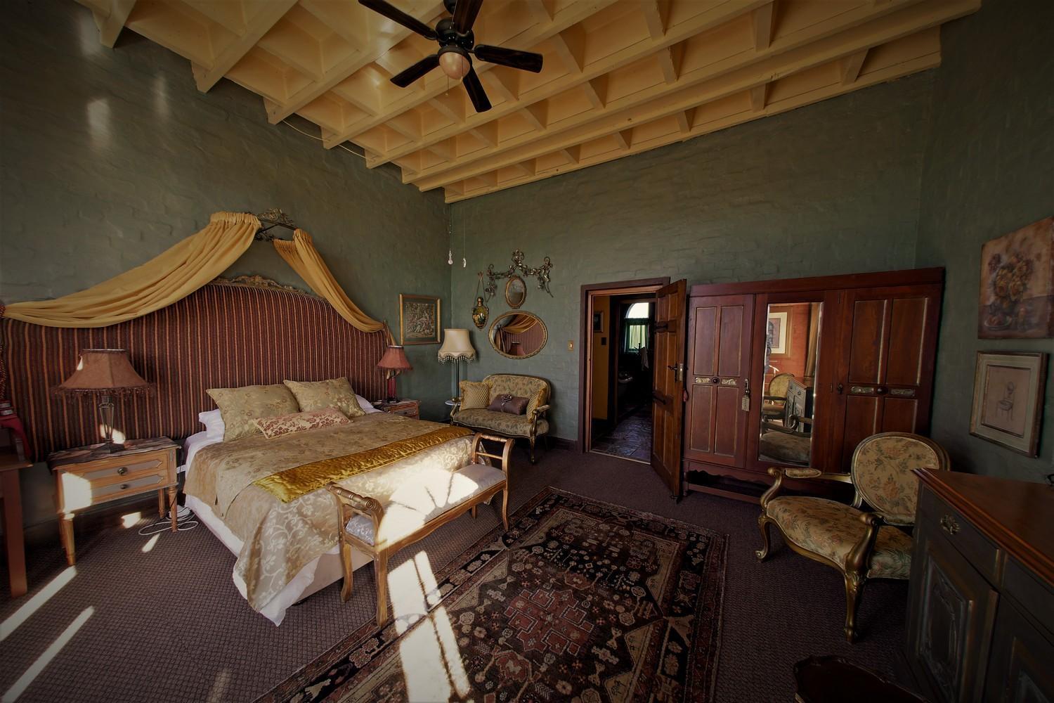 Bygracealone Manor Otel Outeniekwa Dış mekan fotoğraf